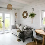 Σαλέ The Paddocks - Stylish, Cozy & Private *